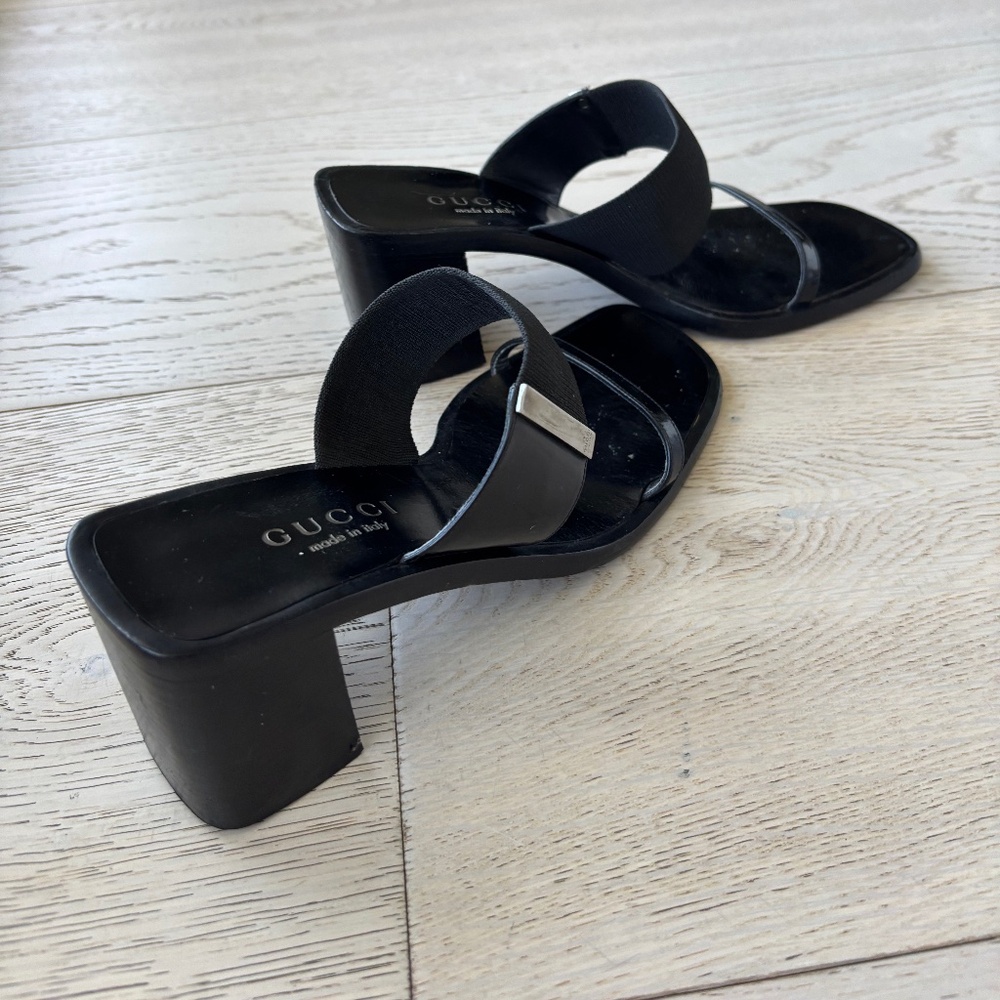 GUCCI Strappy chunky heels - Picture 2 of 8